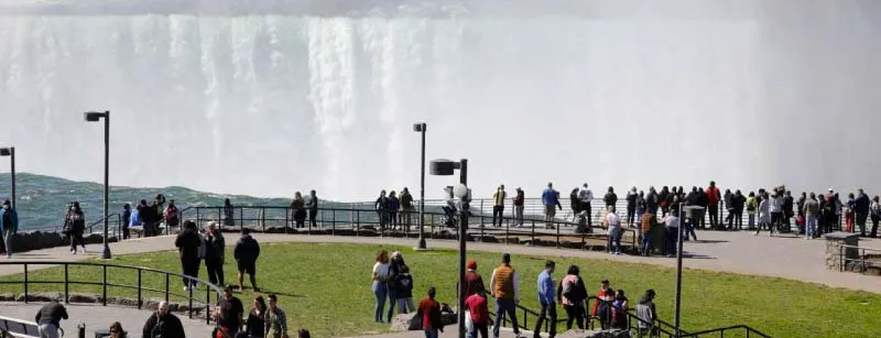 Cataratas del Niágara en grupo