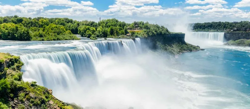 Impressive waterfalls, Niagara Falls
